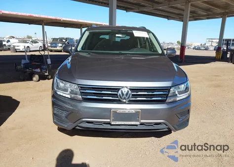 2021 Volkswagen Tiguan 2.0T Se/2.0T Se R-Line Black/2.0T Sel z USA, uszkodzony, nr VIN 3VV3B7AX6MM131840